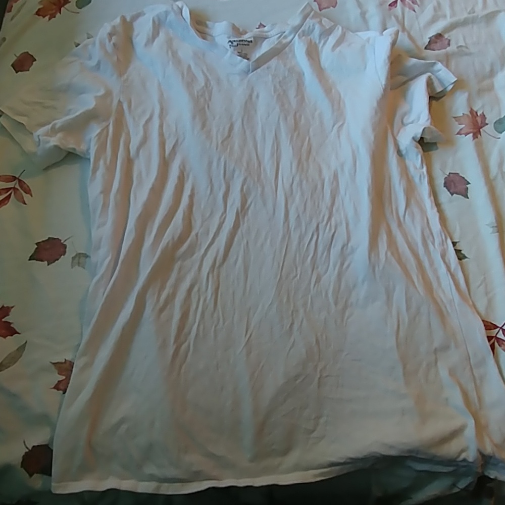 Shirt - Picture 2 of 3